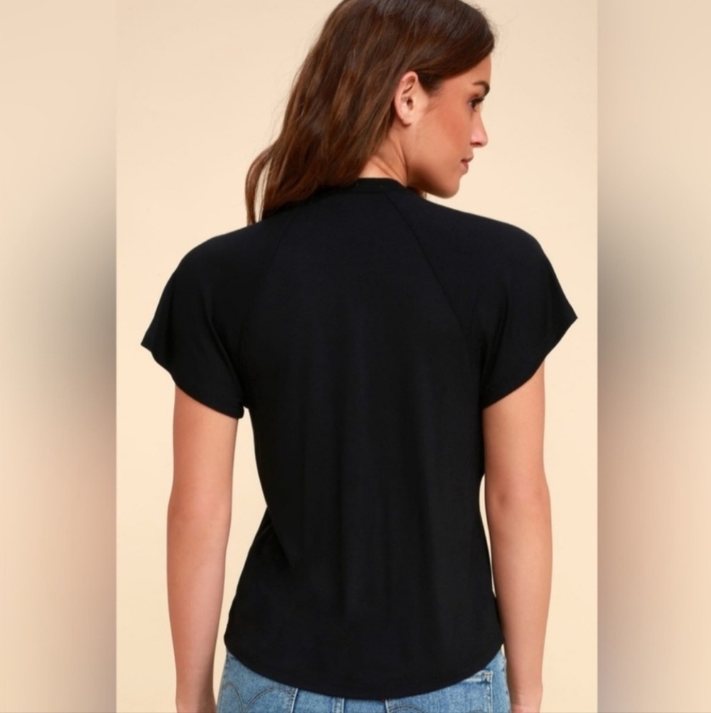 Free People "Just A Twist" Keyhole Cutout Top Black Short Sleeve, Women's Size M - Picture 3 of 10
